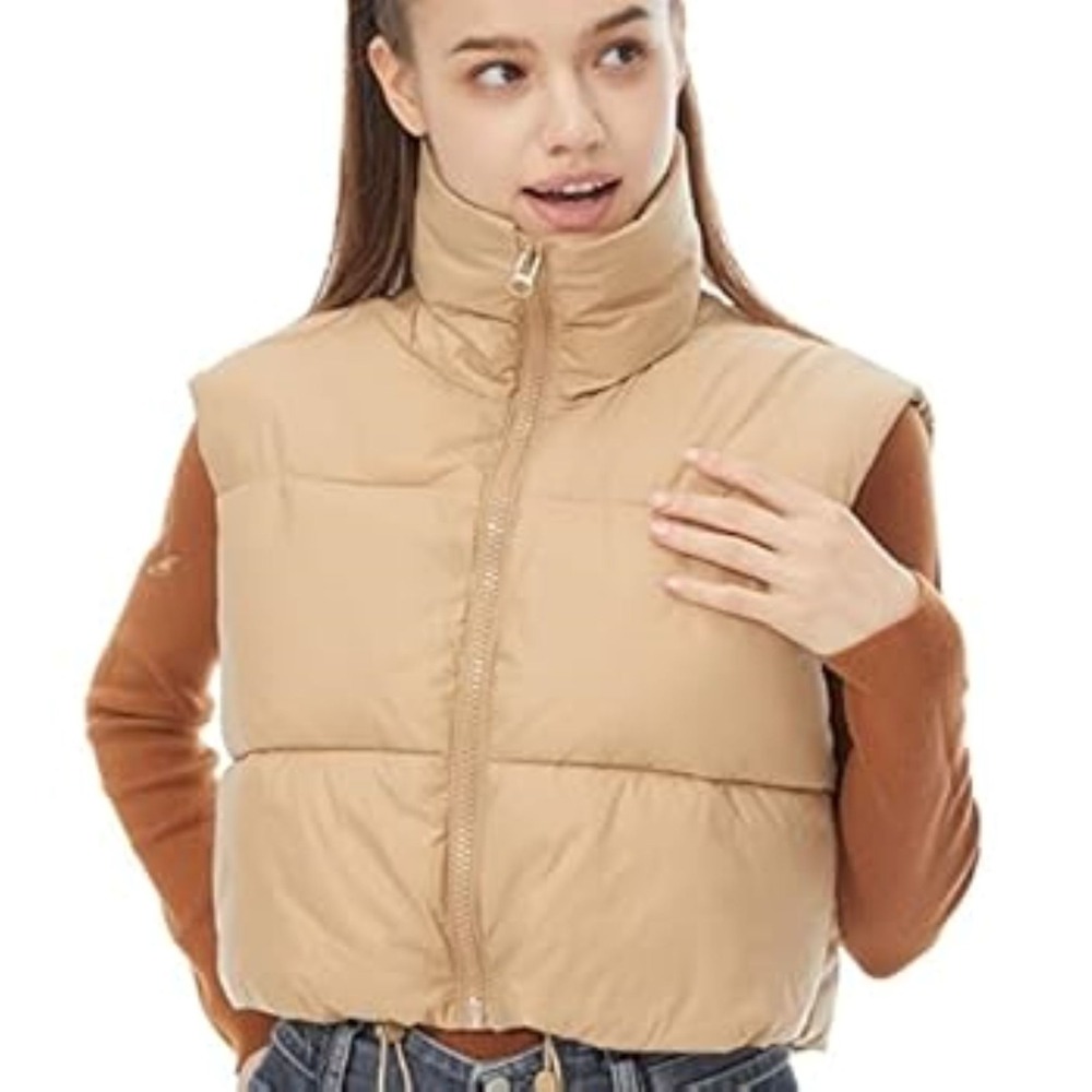 HaoMay  Woman's  Cropped Puffer Vest Color Taupe Size Large